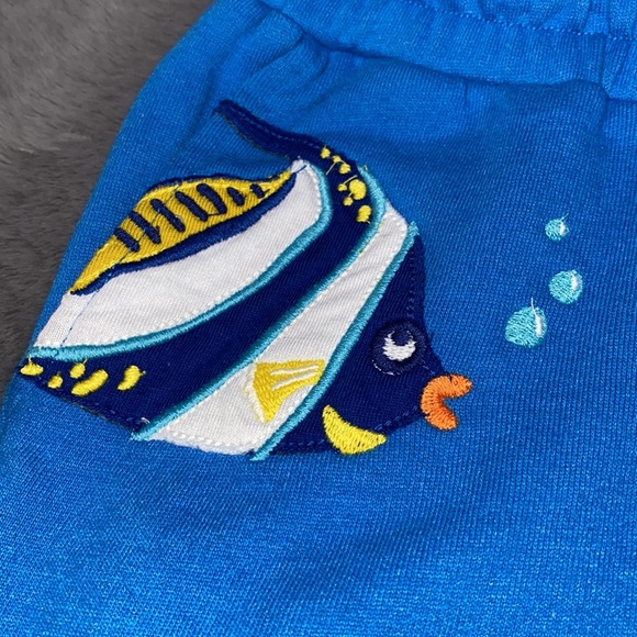 NWT Mini Boden appliqué Moroccan Fish terry cloth shorts - Picture 2 of 7